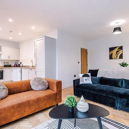 Gorgeous Abode - Roof Terrace Apartment York
